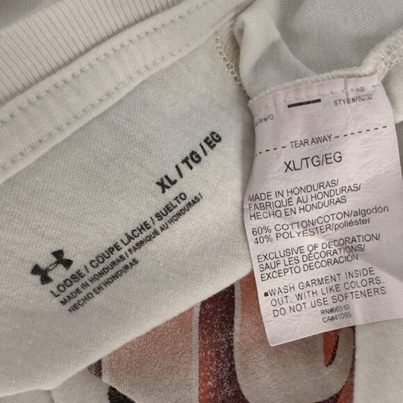 Bundle 5 items @ 5$, pay only 15$ - 2 items free! Under Armour t-shirt loose fit - Picture 3 of 4